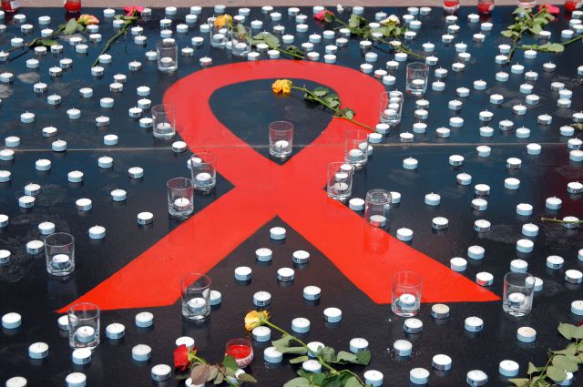 AIDS (4)