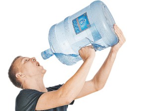 вода