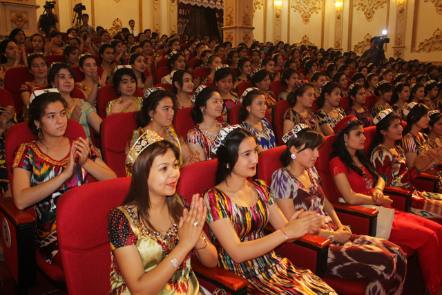 Фестиваи Гулдухтарони сугдй-2