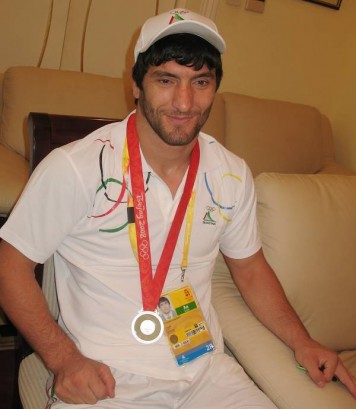 YUsuf-Abdusalomov-356x409
